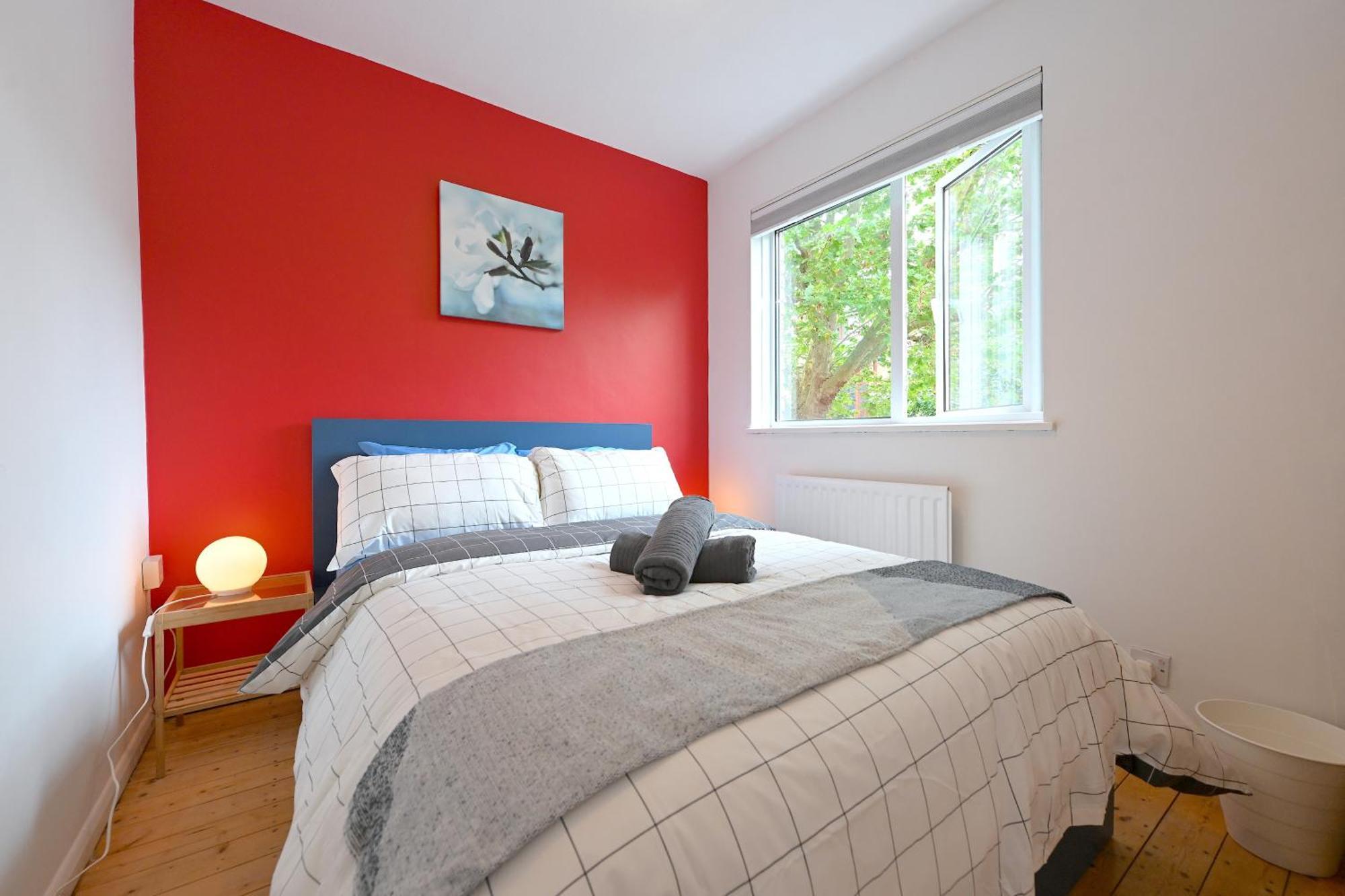 4 Bedroom Patio House Regent'S Park - Parking Londra Exterior foto