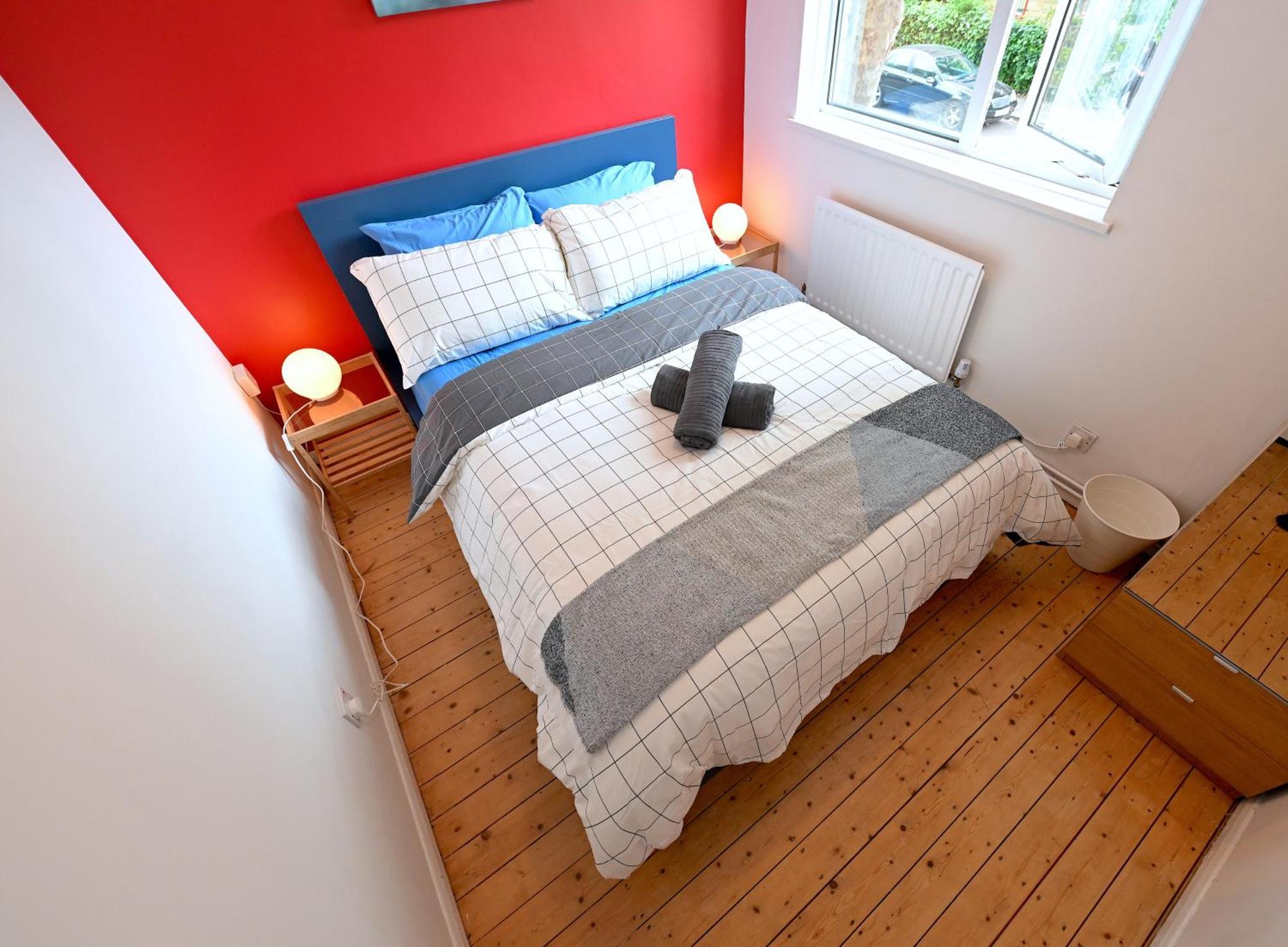 4 Bedroom Patio House Regent'S Park - Parking Londra Exterior foto